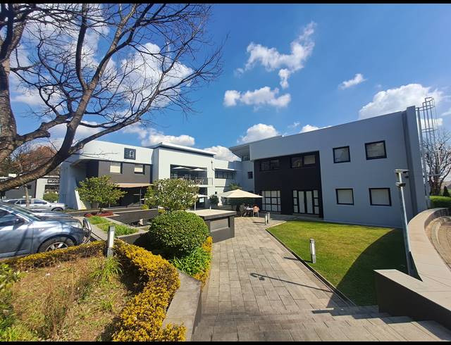 266M² OFFICE TO LET IN HYDE PARK